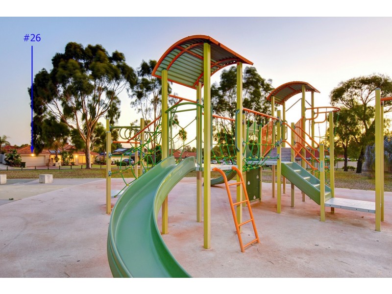 26 Tahlee Retreat, Carramar WA 6031