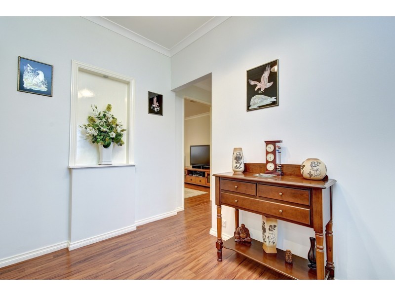 75 Manchester Drive, Hocking WA 6065