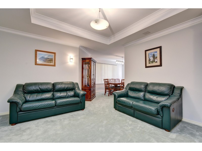 75 Manchester Drive, Hocking WA 6065