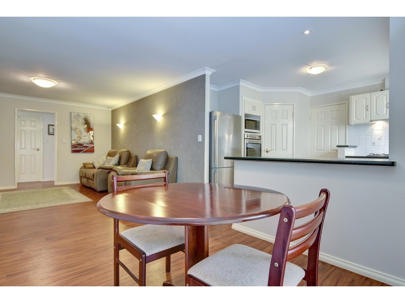 75 Manchester Drive, Hocking WA 6065