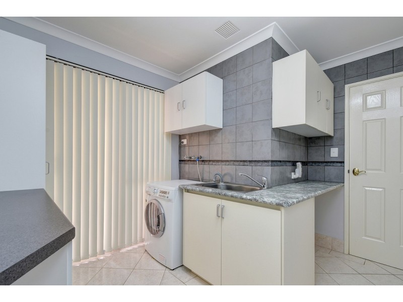 75 Manchester Drive, Hocking WA 6065