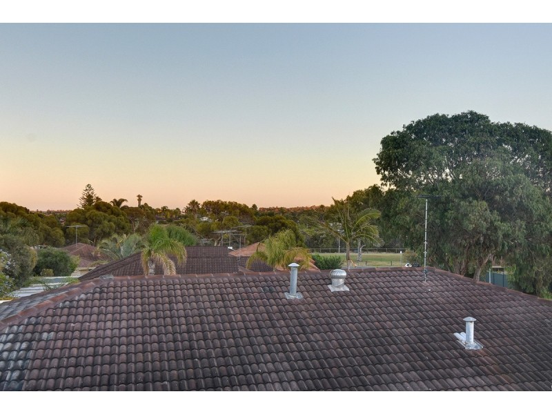 8 Charlotte Cove, Joondalup WA 6027