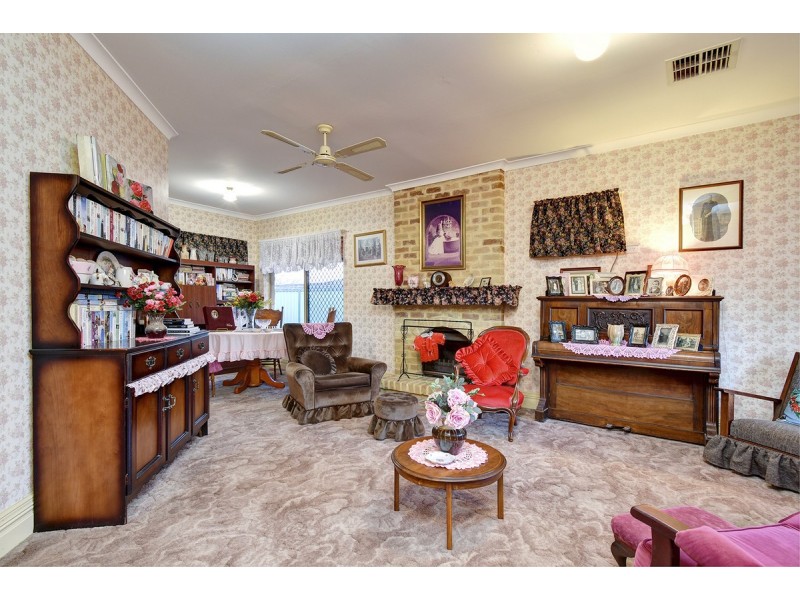 8 Charlotte Cove, Joondalup WA 6027