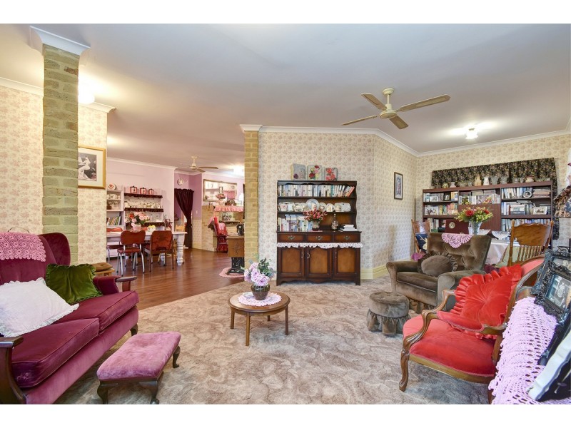 8 Charlotte Cove, Joondalup WA 6027