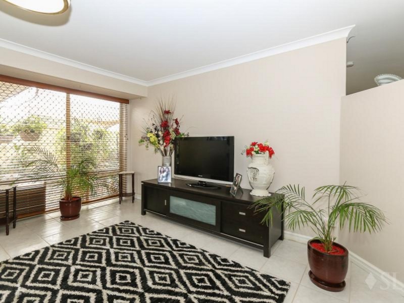8A Mitchell Court, Beechboro WA 6063
