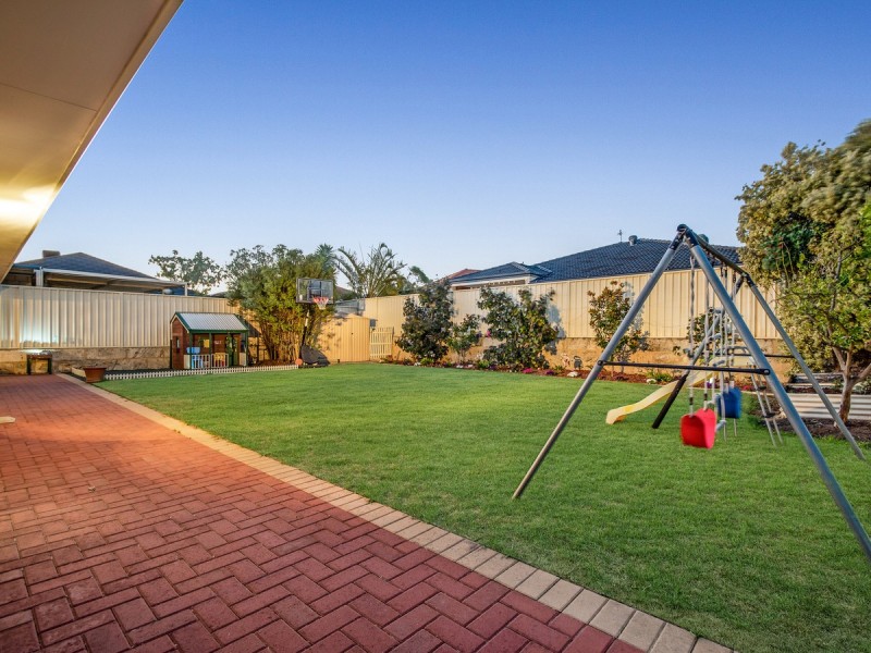 31 Yandella Promenade, Tapping WA 6065