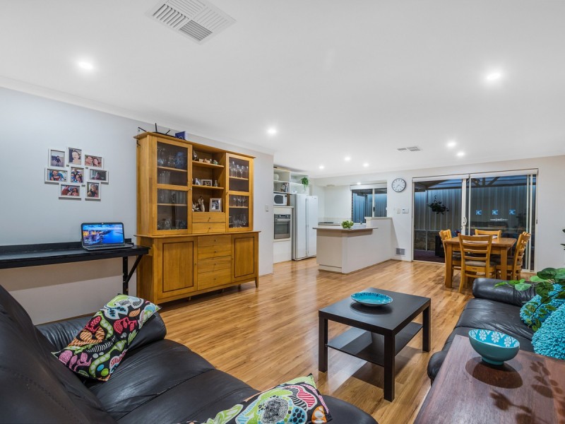 31 Yandella Promenade, Tapping WA 6065