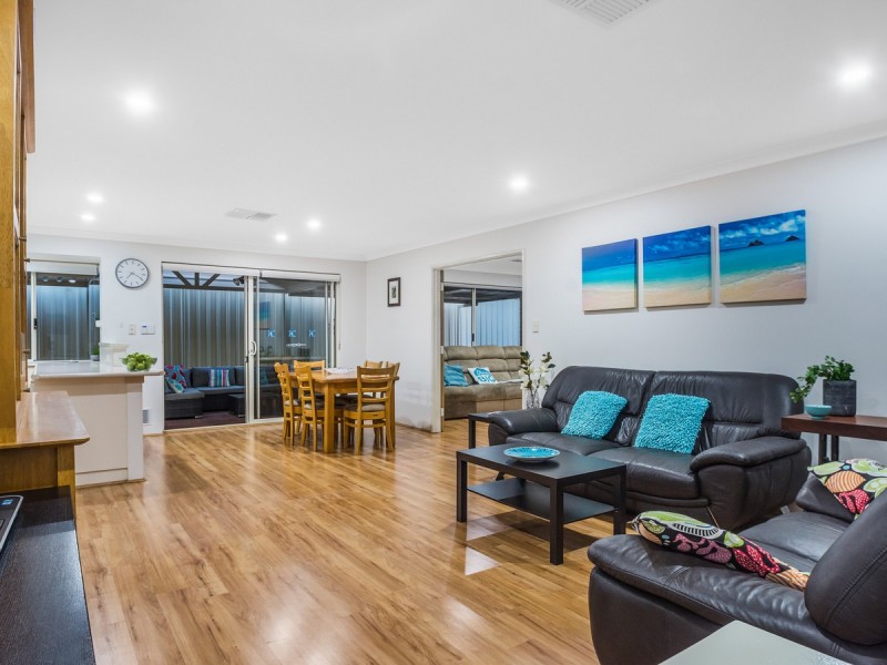 31 Yandella Promenade, Tapping WA 6065
