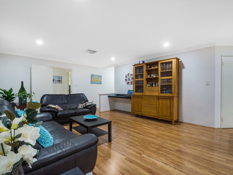 31 Yandella Promenade, Tapping WA 6065