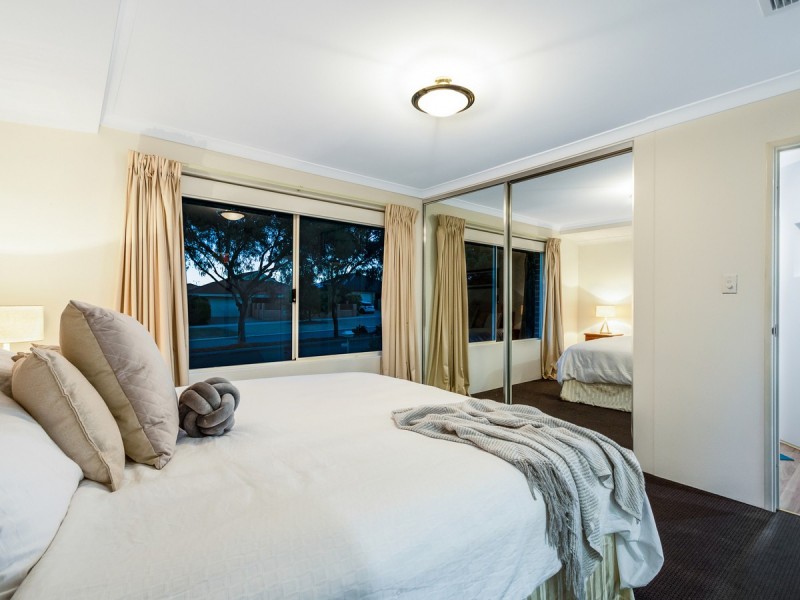 31 Yandella Promenade, Tapping WA 6065