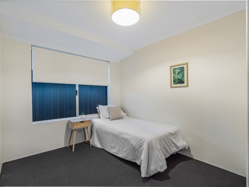 31 Yandella Promenade, Tapping WA 6065