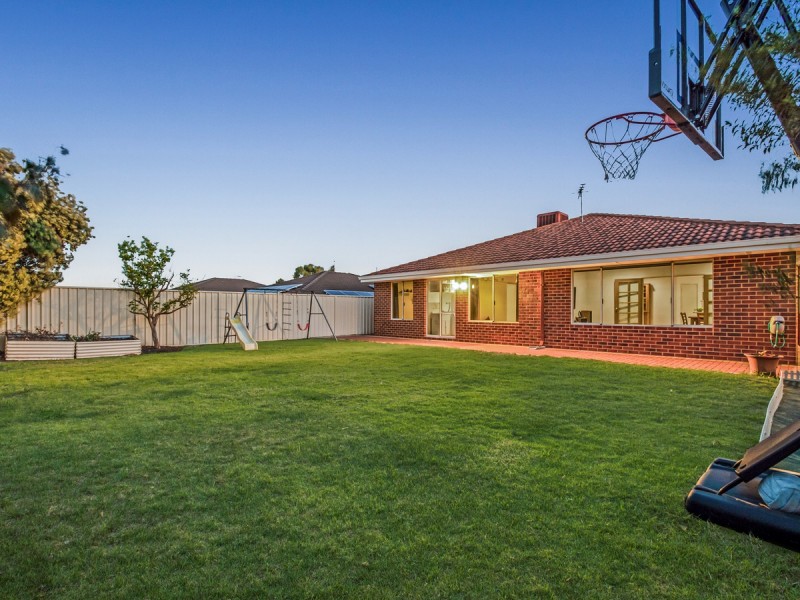 31 Yandella Promenade, Tapping WA 6065
