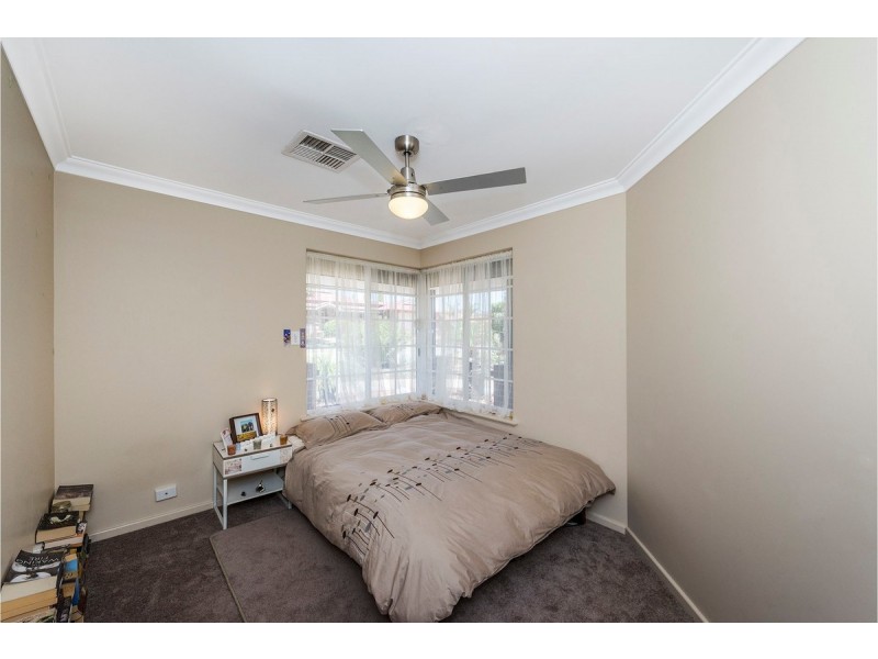 9 Santalum Retreat, Canning Vale WA 6155