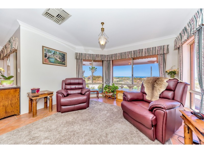 32 Foreshore Drive, Singleton WA 6175