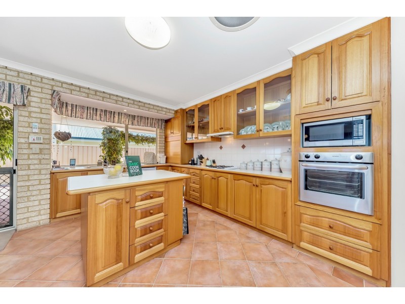 32 Foreshore Drive, Singleton WA 6175