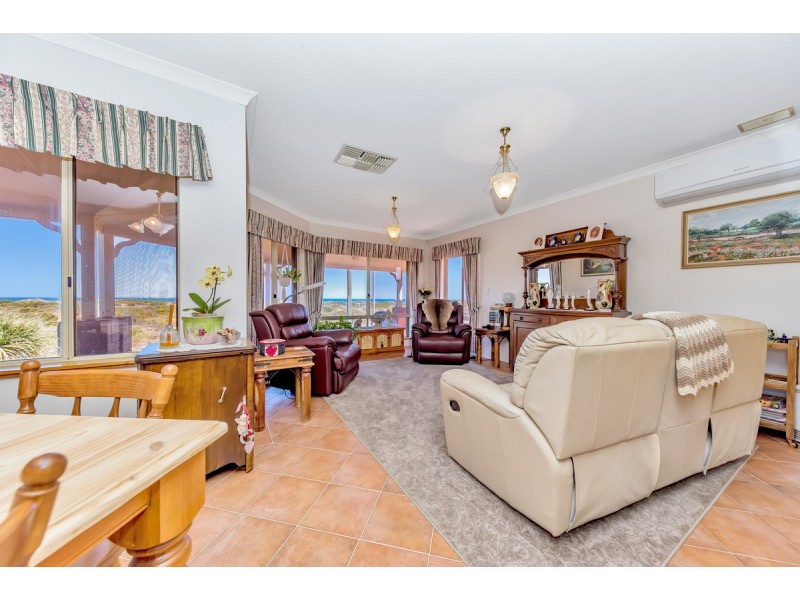 32 Foreshore Drive, Singleton WA 6175