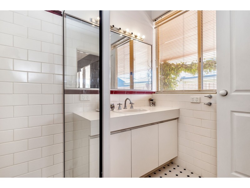 32 Foreshore Drive, Singleton WA 6175