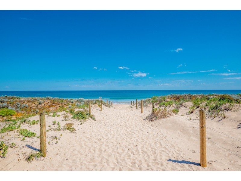 32 Foreshore Drive, Singleton WA 6175