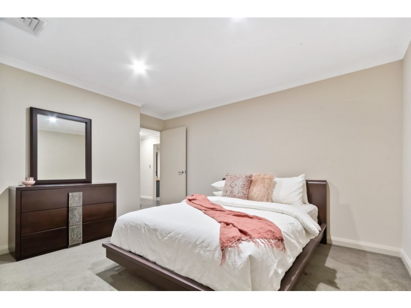 1 Rosemary Avenue, Darch WA 6065