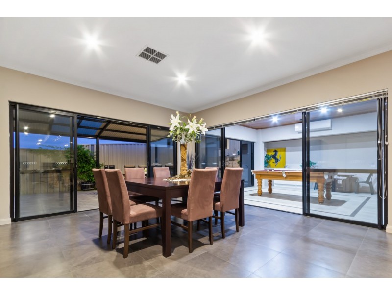 1 Rosemary Avenue, Darch WA 6065