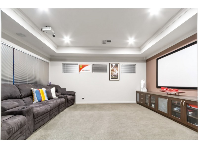 1 Rosemary Avenue, Darch WA 6065