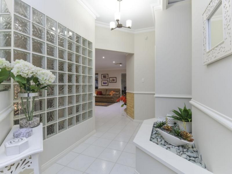 46 Sutherland Crescent, Winthrop WA 6150