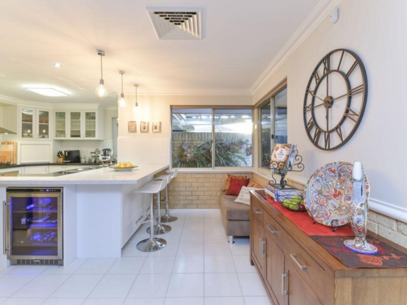 46 Sutherland Crescent, Winthrop WA 6150