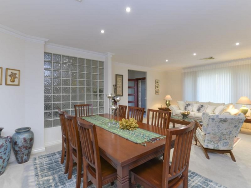 46 Sutherland Crescent, Winthrop WA 6150