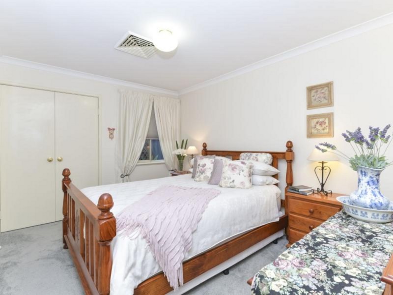 46 Sutherland Crescent, Winthrop WA 6150