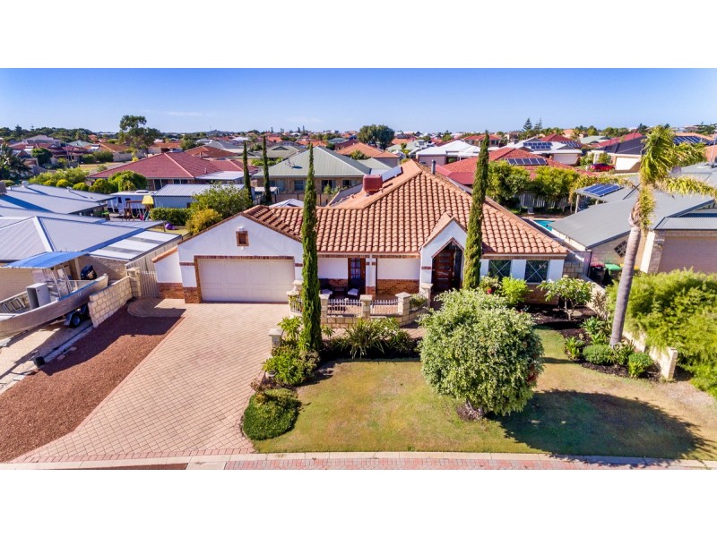 17 Sao Vincente Parkway, Secret Harbour WA 6173