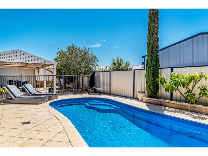 17 Sao Vincente Parkway, Secret Harbour WA 6173