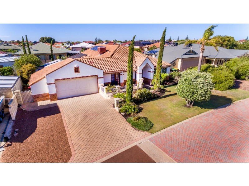 17 Sao Vincente Parkway, Secret Harbour WA 6173