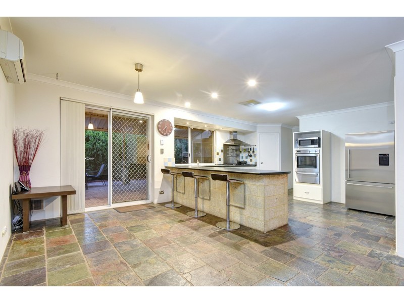 116 Balladong Loop, Carramar WA 6031