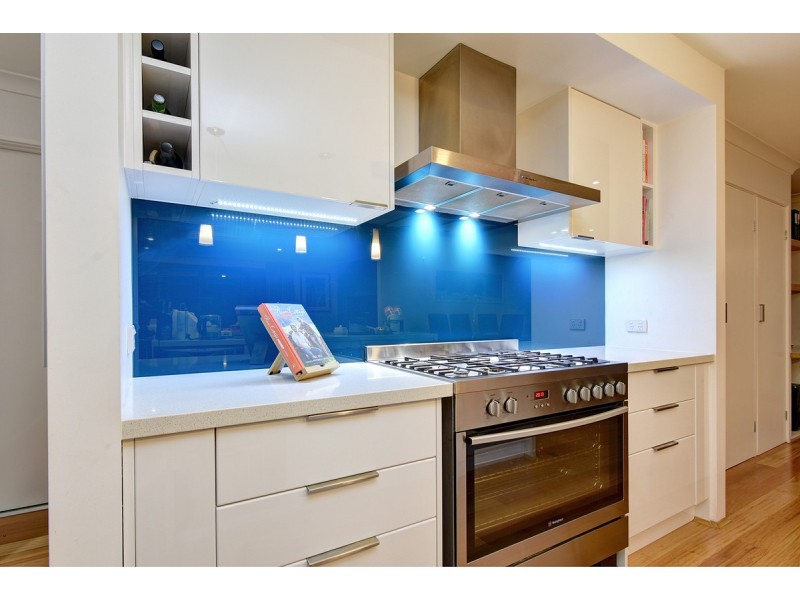 90 Houghton Drive, Carramar WA 6031