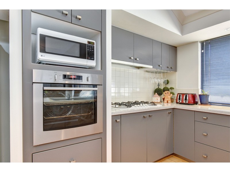 28 Amery Road, Hocking WA 6065