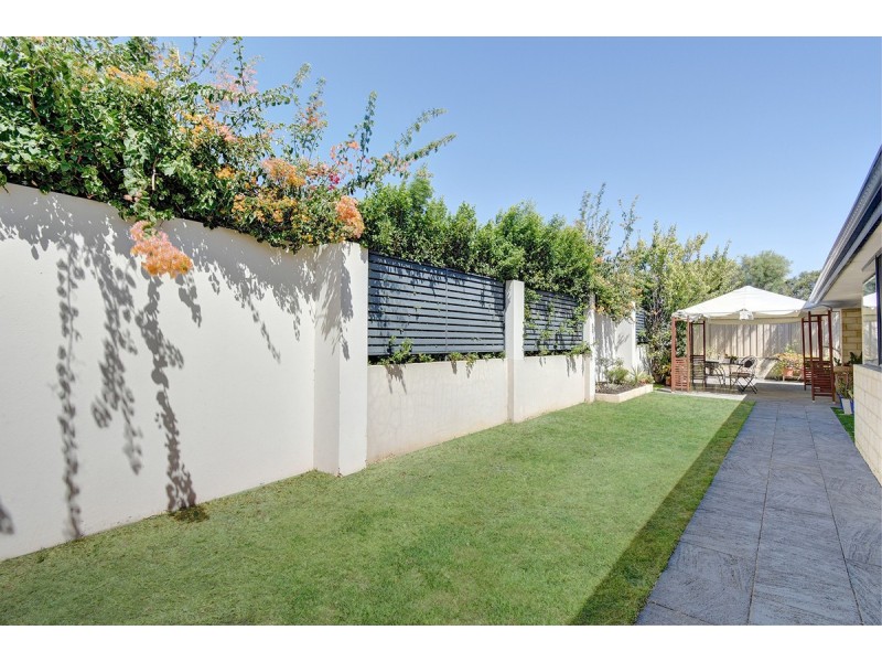 28 Amery Road, Hocking WA 6065