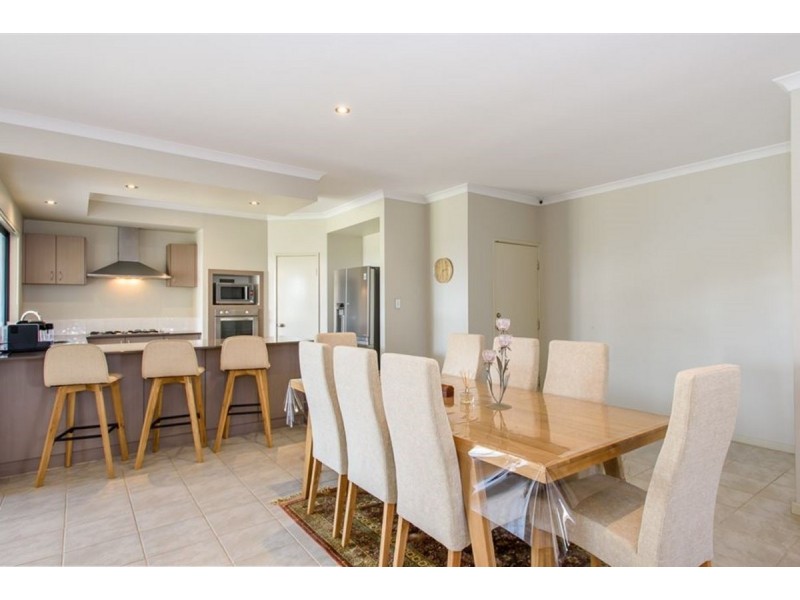 30 Camden Boulevard, Aubin Grove WA 6164