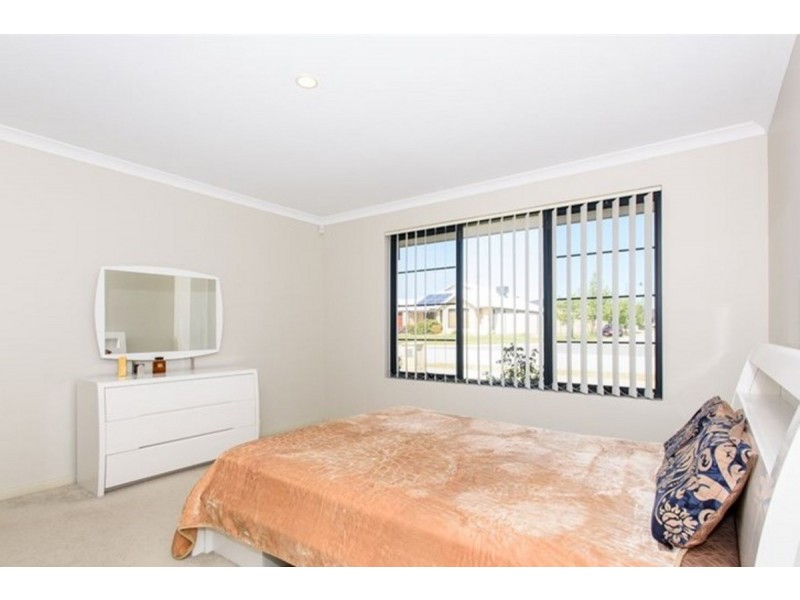 30 Camden Boulevard, Aubin Grove WA 6164