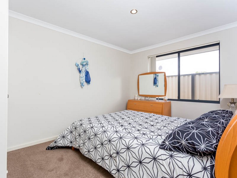 30 Camden Boulevard, Aubin Grove WA 6164