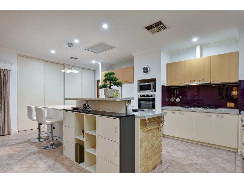 65 Cheriton Drive, Carramar WA 6031