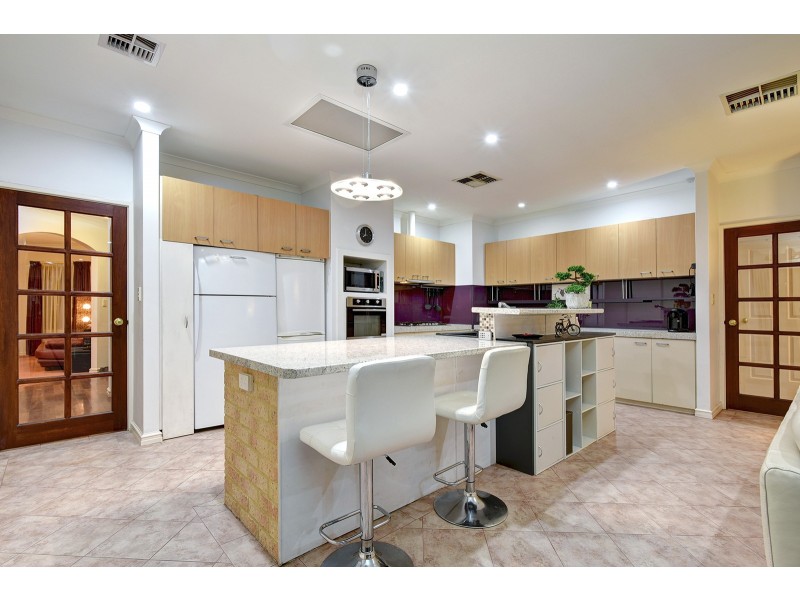 65 Cheriton Drive, Carramar WA 6031