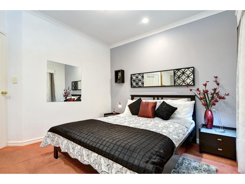 65 Cheriton Drive, Carramar WA 6031