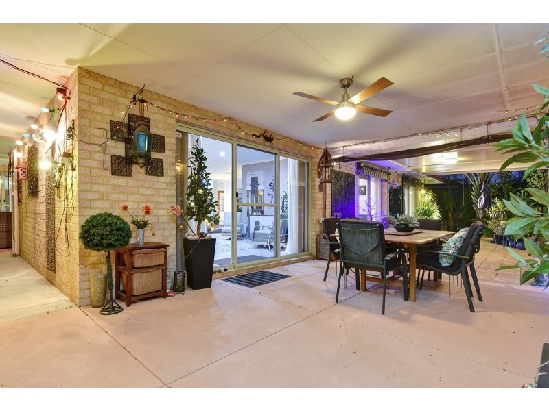 65 Cheriton Drive, Carramar WA 6031