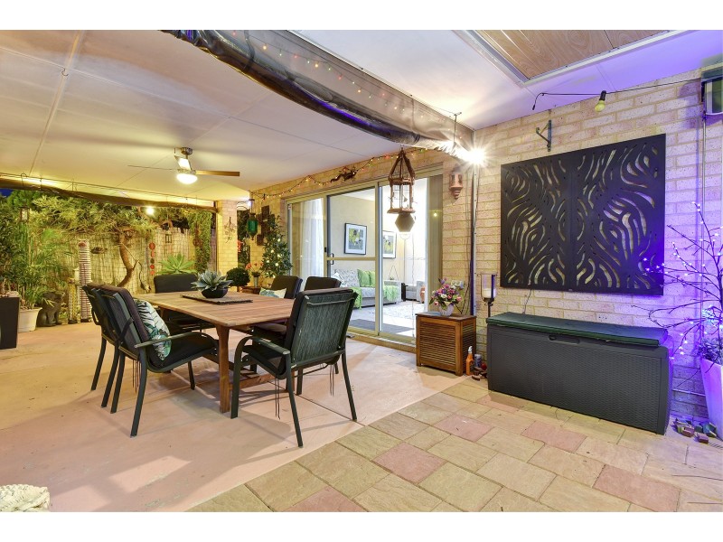 65 Cheriton Drive, Carramar WA 6031