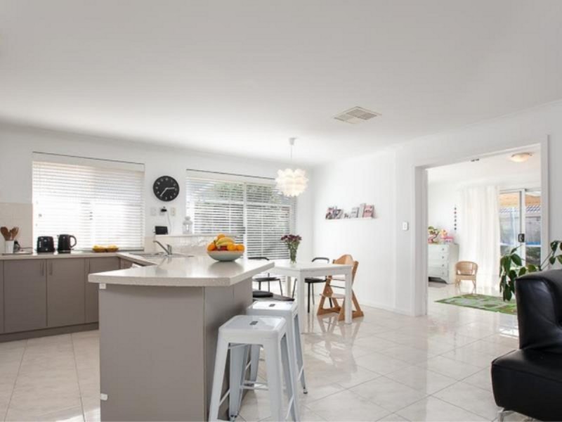 31 Salton Street, Secret Harbour WA 6173