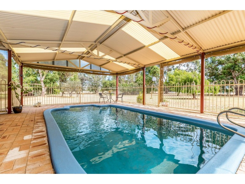 8 Lazenby Avenue, Ravenswood WA 6208