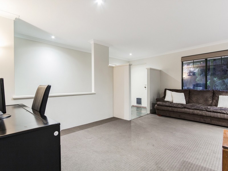 26 Trenant Gardens, Golden Bay WA 6174