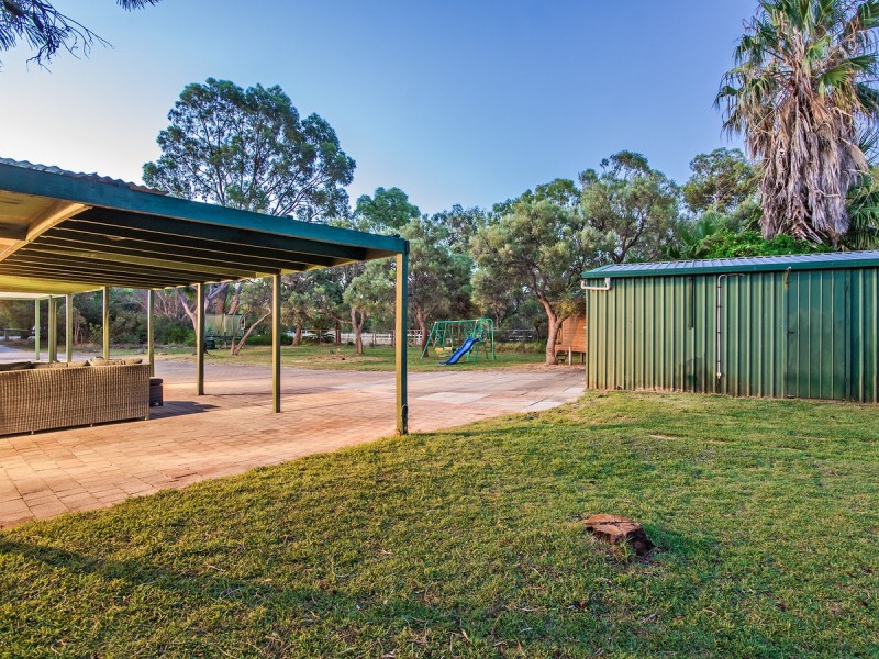 26 Trenant Gardens, Golden Bay WA 6174