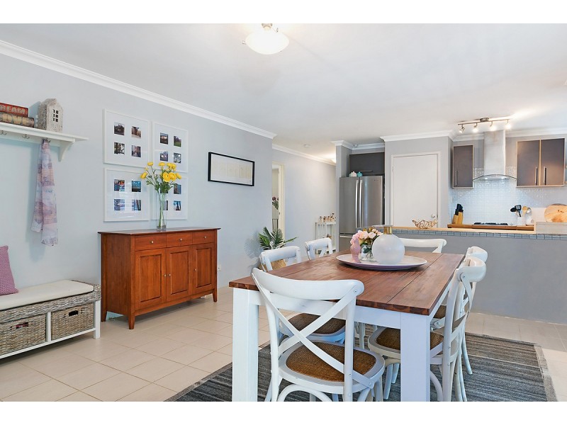 5 Village Lane, Success WA 6164