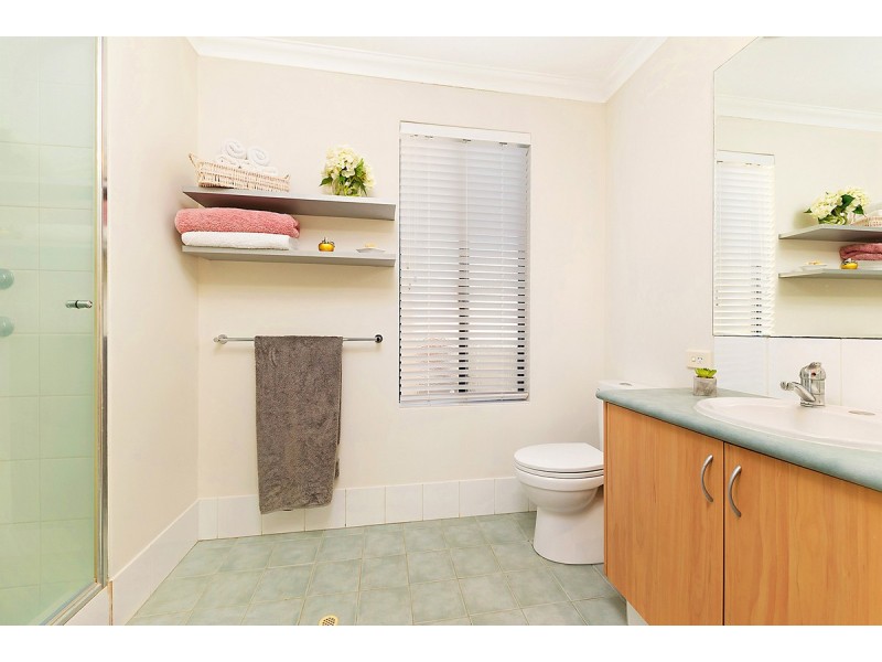 5 Village Lane, Success WA 6164